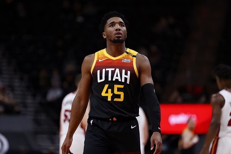 产出曲线更 产出曲线更