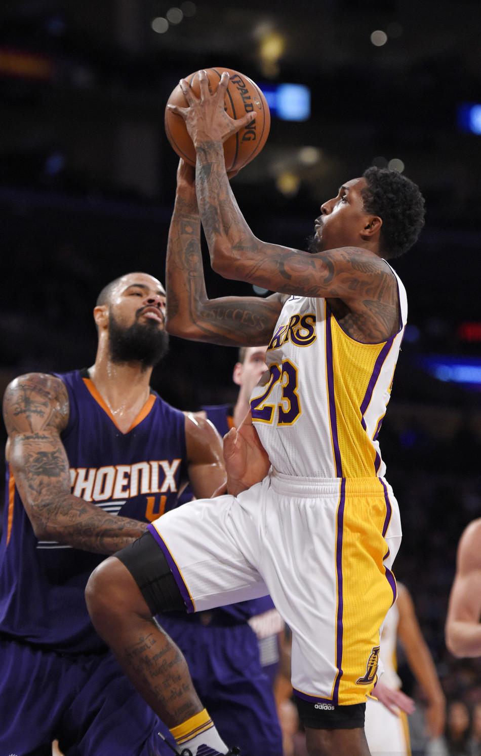 以战术视角 以战术视角